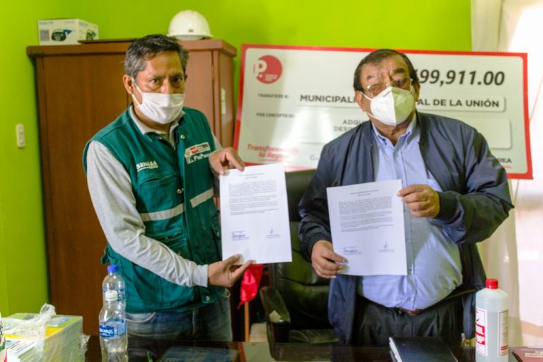 Piura: Gobiernos locales se suman a la erradicación de la mosca de la fruta