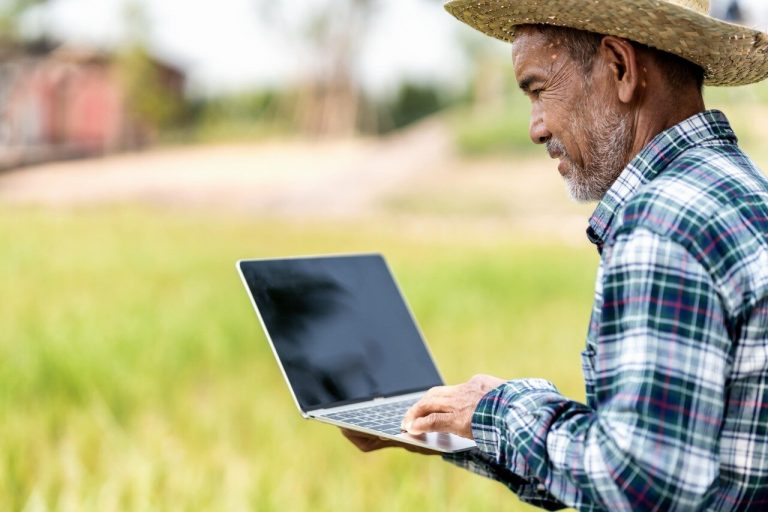Digitalización de la agricultura familiar mejoraría la rentabilidad de su producción Digitalización de la agricultura familiar mejoraría la rentabilidad de su producción