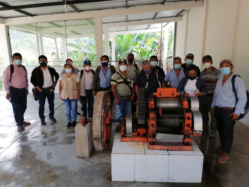 Productores de banano orgánico realizan pasantía a Montero