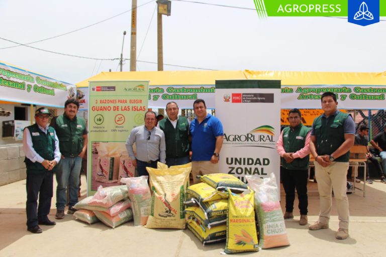 Agro Rural distribuye 450 kg de semillas para impulsar 25 hectáreas de pastos mejorados en Santo Domingo
