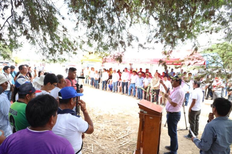 Gobernador anuncia 1400 reservorios para mejorar productividad agricola y aumentar capacidad hidrica en la región