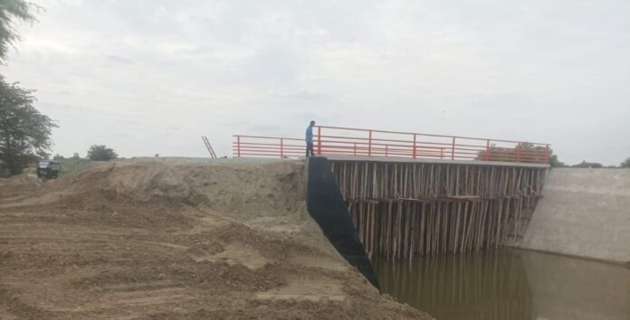 Bajo Piura: Reconstruyen tres puentes para conectar población con sus valles agrícolas