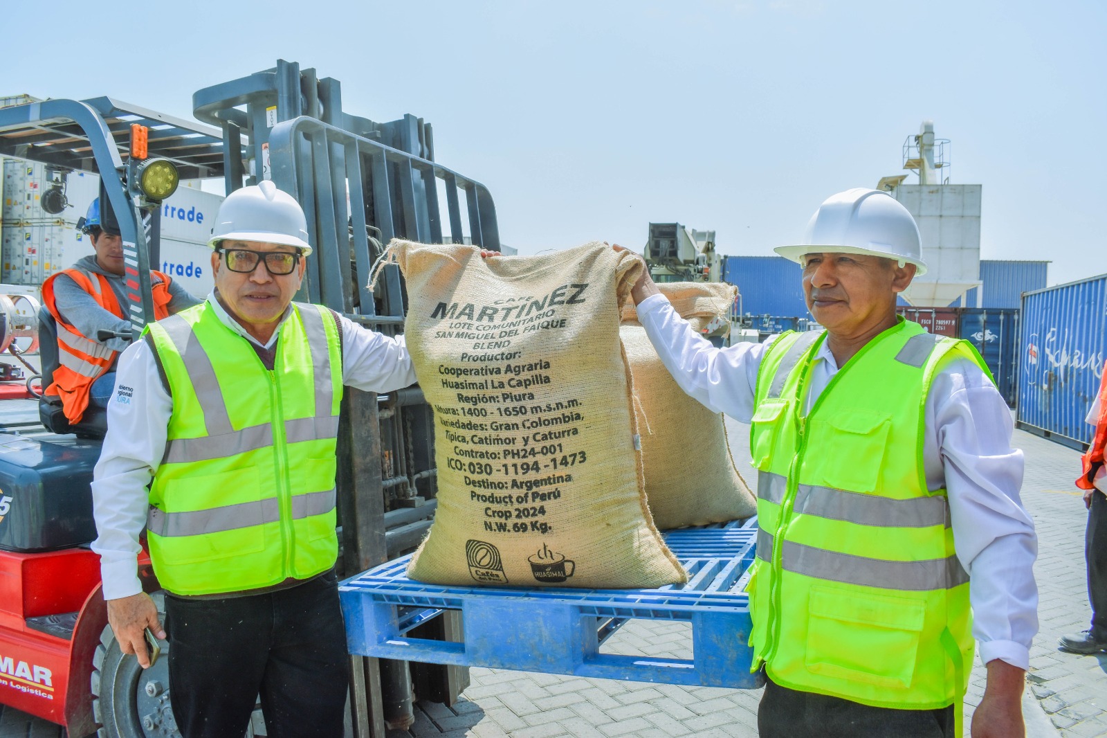 Huancabamba productores de café orgánico envían su primer contenedor a Argentina 