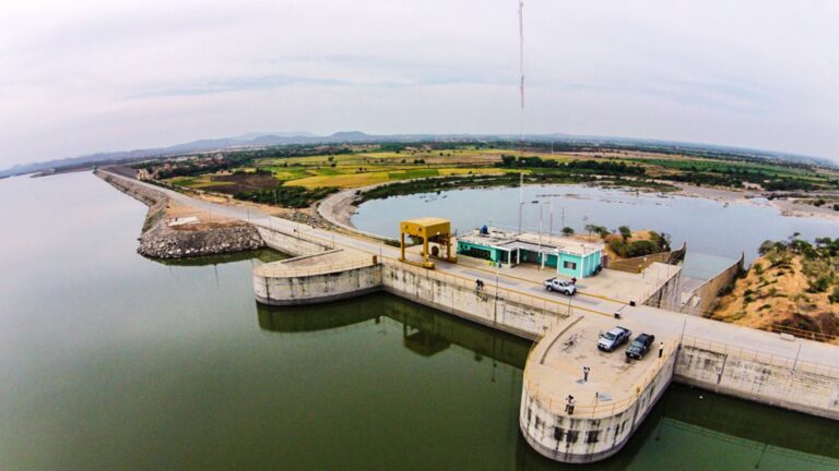 Piura: Reservorio Poechos inicia evacuación de agua para proteger infraestructura ante incremento de avenidas