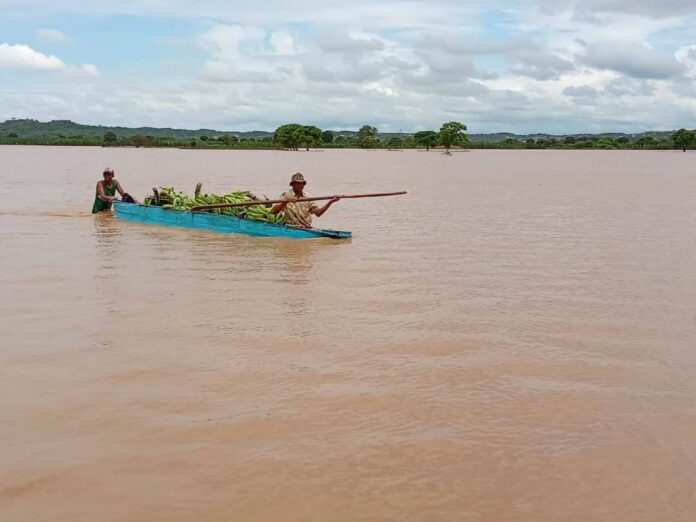 Gobierno reprograma deudas para apoyar a pequeños productores afectados en Tumbes