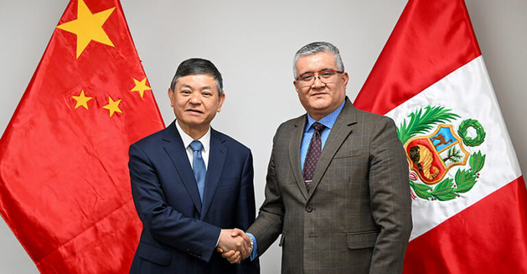 Perú y China fortalecen cooperación ambiental para enfrentar el cambio climático