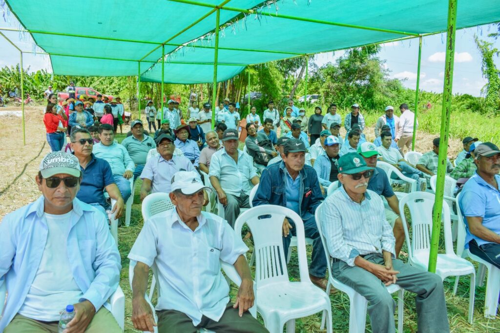 Productores de Morropón recibirán apoyo para recuperar más de 10 km de canales
