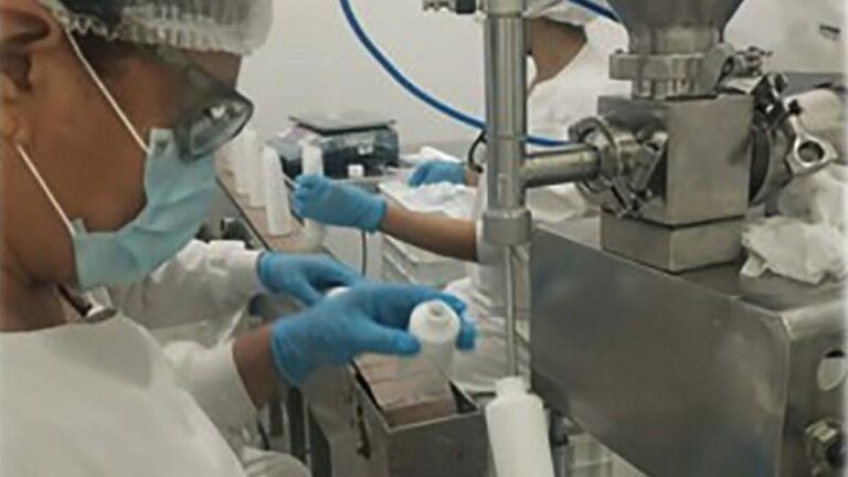 Crema desarrollada en Perú muestra eficacia en pacientes oncológicos con resequedad severa
