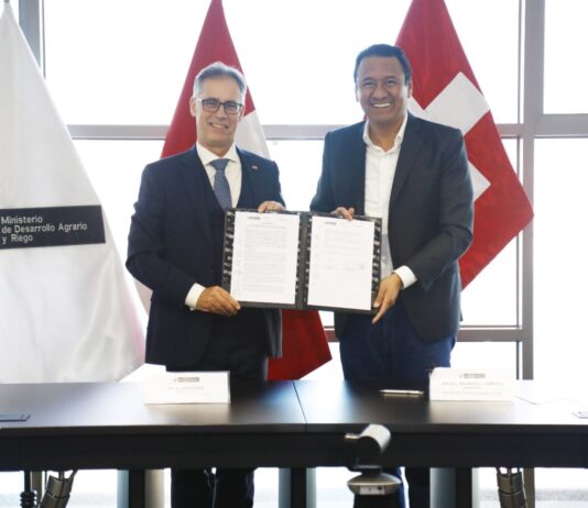 Proyectos suizos beneficiarán a más de 40 mil agricultores peruanos Proyectos suizos beneficiarán a más de 40 mil agricultores peruanos