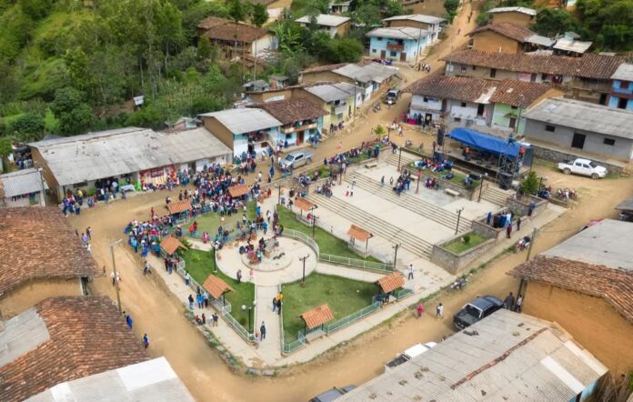 Piura: GORE adjudica canal de riego Lagunas de San Pablo en Pacaipampa