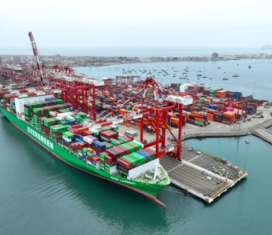 Exportaciones del Perú crecieron 17% en junio impulsadas por agro y pesca Exportaciones del Perú crecieron 17% en junio impulsadas por agro y pesca