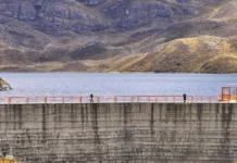 Tres represas y 19 lagunas aseguran el abastecimiento de agua potable para Lima y Callao Tres represas y 19 lagunas aseguran el abastecimiento de agua potable para Lima y Callao