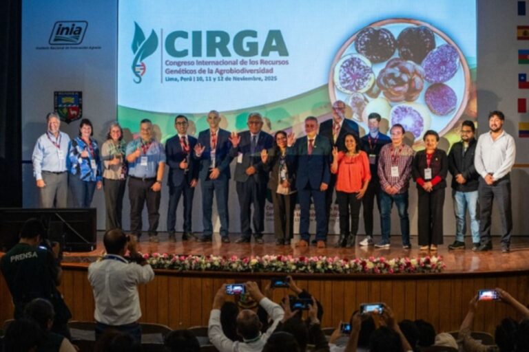 Perú presenta avances científicos en conservación y uso sostenible de la agrobiodiversidad en el CIRGA 2025