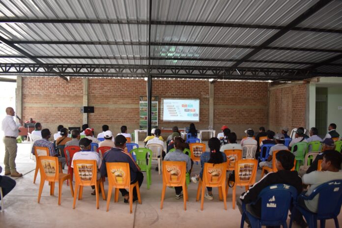 Productores de Paita acceden a servicios del Estado para mejorar su productividad agraria