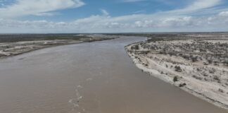 PECHP inspecciona el río Piura para garantizar su libre desembocadura al mar y prevenir inundaciones PECHP inspecciona el río Piura para garantizar su libre desembocadura al mar y prevenir inundaciones