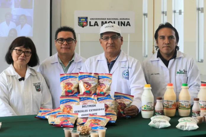 Investigadores peruanos crean alimentos nutritivos a base de pota y granos andinos sin sellos de advertencia