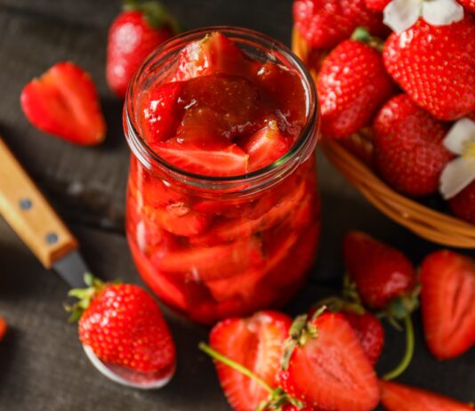 Inacal aprueba norma técnica para fresas envasadas en almíbar Aprueban norma técnica para fresas envasadas en almíbar