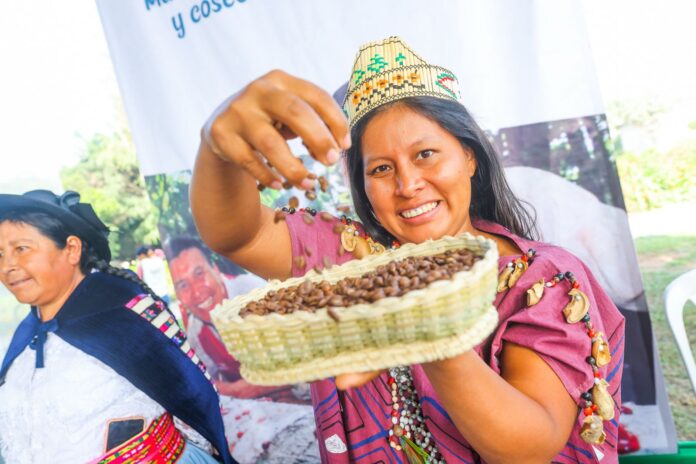 Midagri: Más de 956 mil mujeres participan en la producción agraria del Perú