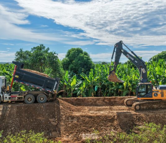 Piura: trabajos de descolmatación en Ayabaca buscan proteger cultivos y viviendas Trabajos de descolmatación en Ayabaca buscan proteger cultivos y viviendas