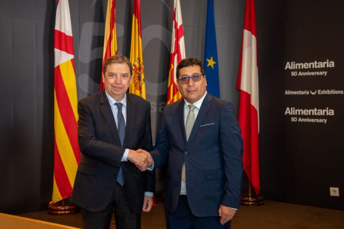 Perú busca ampliar exportaciones agrícolas en cumbre agroalimentaria en Europa