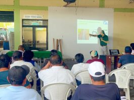 Productores de Sechura reciben apoyo técnico para optimizar riego y cultivos