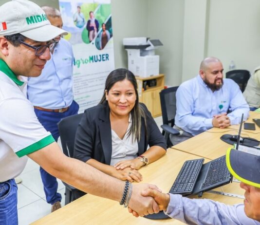 MIDAGRI otorga más de S/ 3 millones en créditos para impulsar agro y ganadería en Madre de Dios MIDAGRI otorga más de S/ 3 millones en créditos para impulsar agro y ganadería en Madre de Dios
