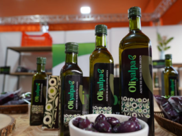 Aceite de oliva y aceitunas de Tacna ganan medallas en certamen internacional realizado en Turquía Aceite de oliva y aceitunas de Tacna ganan medallas en certamen internacional realizado en Turquía