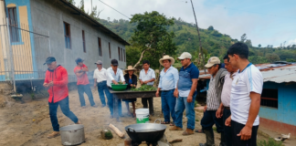 Piura: Familias ganaderas de Frías elaboran remedio natural con plantas medicinales para mejorar la sanidad animal Familias ganaderas de Frías elaboran remedio natural con plantas medicinales para mejorar la sanidad animal
