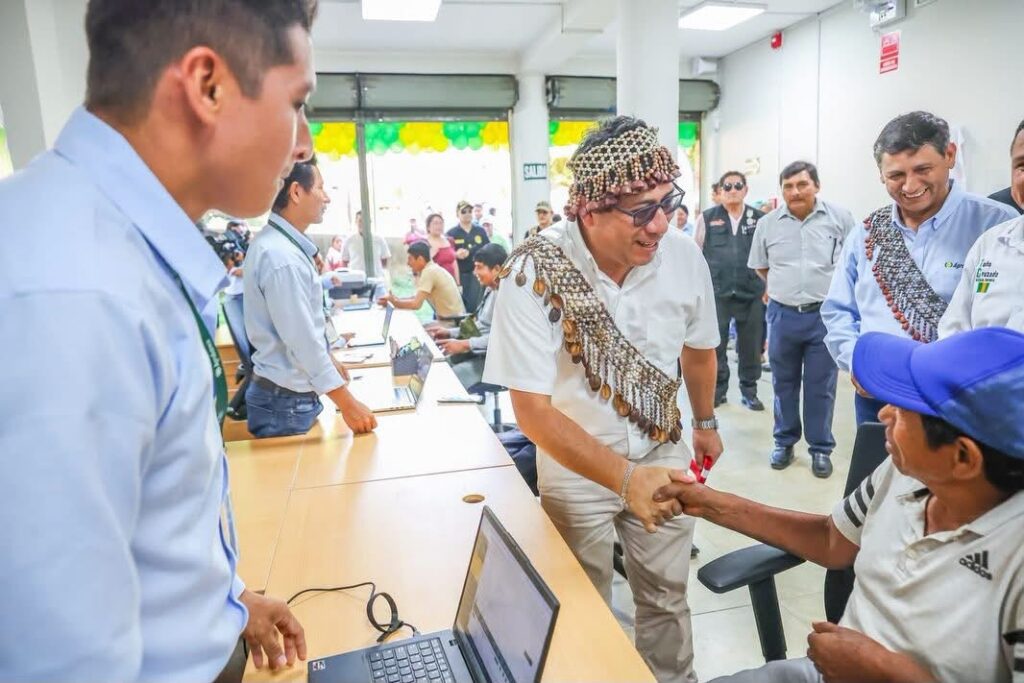 Agrobanco abre nueva sede en Huánuco y entrega más de S/ 480 mil a productores