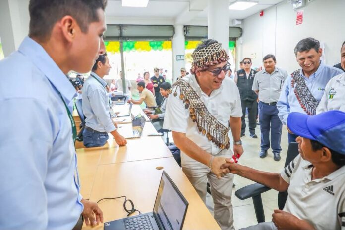 Agrobanco abre nueva sede en Huánuco y entrega más de S/ 480 mil a productores