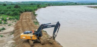 Ejecutan obras de descolmatación en diez regiones del Perú para reducir riesgos por lluvias e inundaciones Ejecutan obras de descolmatación en diez regiones del Perú para reducir riesgos por lluvias e inundaciones