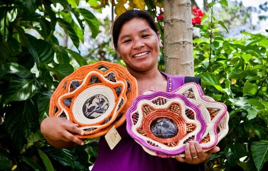 Perú impulsa crecimiento de Negocios Verdes con meta de 800 productos y servicios Perú impulsa crecimiento de Negocios Verdes con meta de 800 productos y servicios