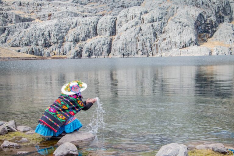 Qochas y reservorios benefician a miles de familias productoras en 14 regiones del Perú