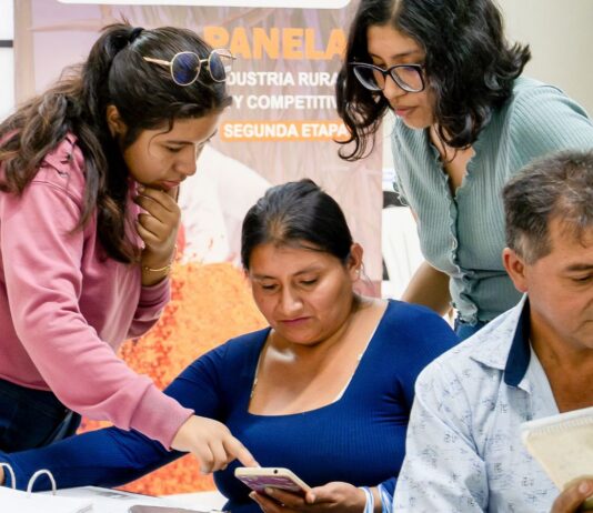 Productores de panela en Piura implementan aplicativo móvil para modernizar la gestión de su producción Productores de panela en Piura implementan aplicativo móvil para modernizar la gestión de su producción