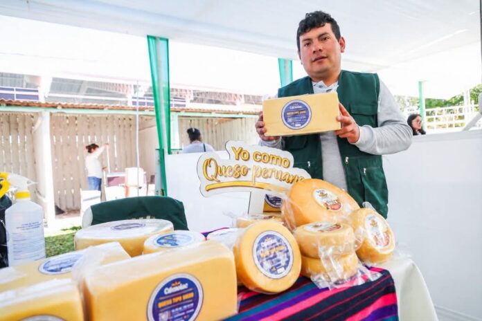 FONGAL Cajamarca 2026 abrió sus puertas con exposición ganadera y rueda de negocios