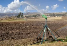 Estudiantes peruanos crean sistema inteligente para monitorear la calidad del agua de riego Estudiantes peruanos crean sistema inteligente para monitorear la calidad del agua de riego