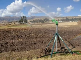 Estudiantes peruanos crean sistema inteligente para monitorear la calidad del agua de riego Estudiantes peruanos crean sistema inteligente para monitorear la calidad del agua de riego